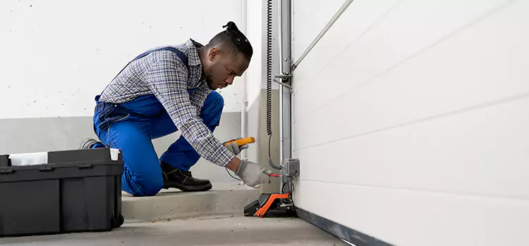 Expert Solutions for Every Garage Lock Need in Everett, WA